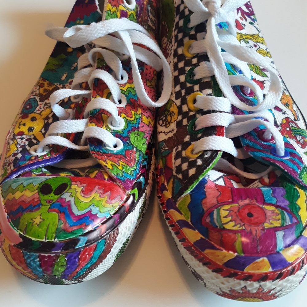 My Very own trippy Art Work on Converse, like new